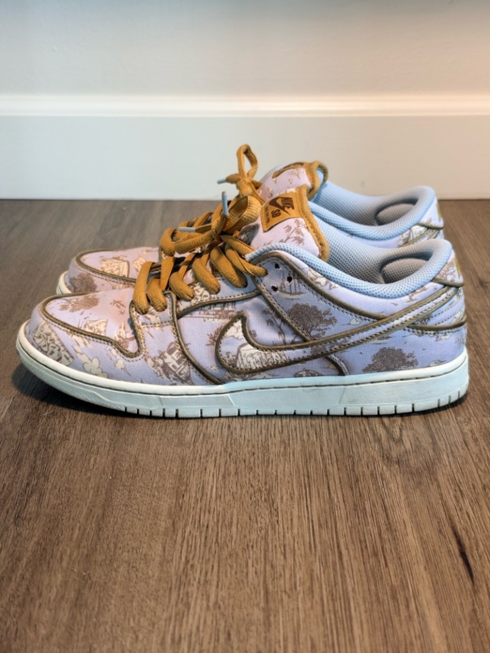 Nike SB Dunk Low Pro PRM "City of Style"
